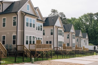 5061 Lundy Dr Unit 101, Raleigh, NC 27606