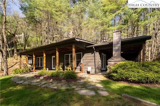 125 Cross Creek Farm Rd, Blowing Rock, NC 28605