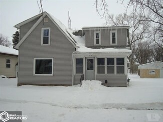 310 S Cadwell Ave, Eagle Grove, IA 50533