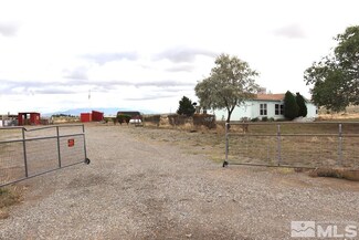 4220 Paradise Ranchos Dr, Winnemucca, NV 89445