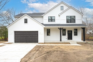 5090 Crandall Rd, Howell, MI 48855