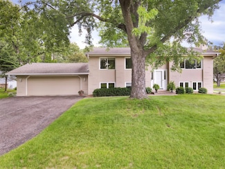 8433 York Ave S, Minneapolis, MN 55431