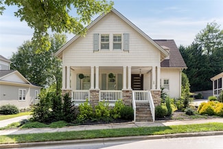 15 Dayflower Dr, Asheville, NC 28803