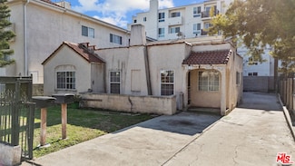 3613 Hughes Ave, Los Angeles, CA 90034