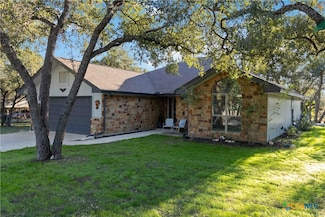 2450 Grandview Forest, Canyon Lake, TX 78133