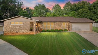 3707 College Park Cir NW, Huntsville, AL 35805