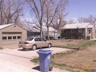 725 Holcomb Ave, Rapid City, SD 57701