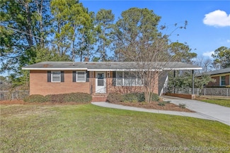 3722 Sandra Dr, Fayetteville, NC 28304