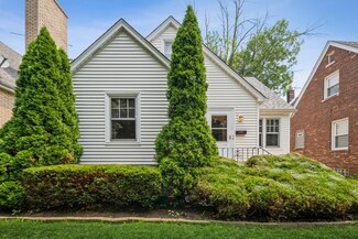 13105 S Escanaba Ave, Chicago, IL 60633