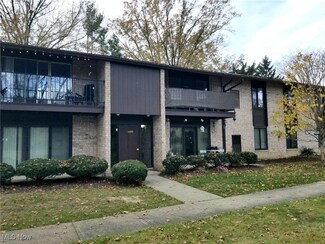 16495 Heather Ln Unit S204, Middleburg Heights, OH 44130