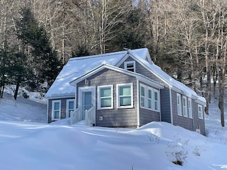 147 Gilbert Rd, Guilford, VT 05301