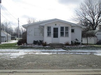 207 W Harrison St, Wakarusa, IN 46573