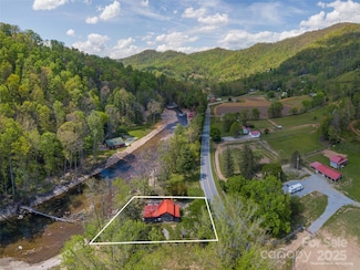 9386 Cruso Rd, Canton, NC 28716