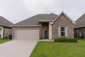 306 Peppercorn Way, Lafayette, LA 70507