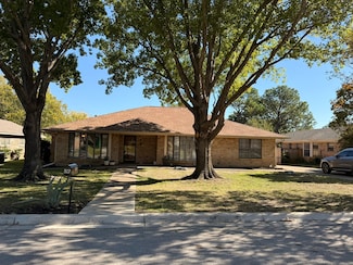 507 Crestview Dr, Grapevine, TX 76051