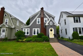 44 van Schoick Ave, Albany, NY 12208