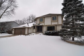 7614 Westchester Dr, Middleton, WI 53562
