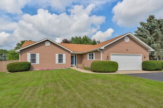 1476 Nova Rd, Sandwich, IL 60548