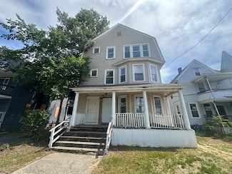 13-15 Willard Ave, Springfield, MA 01109