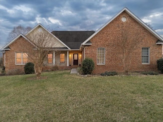360 Maple Ridge Ln, Fincastle, VA 24090