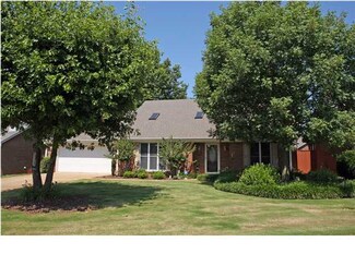 111 Michael Ct, Florence, AL 35630