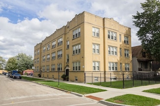 4715 W Cornelia Ave Unit 2W, Chicago, IL 60641