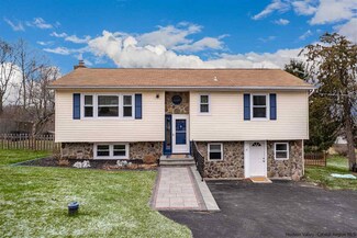 222 Henry St, Beacon, NY 12508