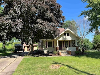 708 Chicago St, Sumner, IA 50674