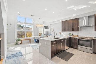 94 Leonard St Unit 2, Jersey City, NJ 07307