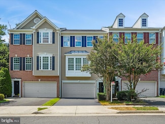 8332 Leighlex Ct, Manassas, VA 20111