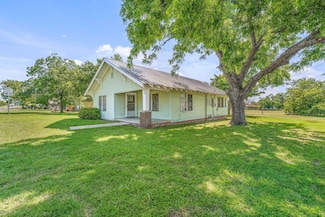 301 N Norton St, Dublin, TX 76446