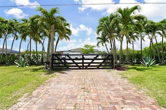 13251 SW 224th St, Miami, FL 33170