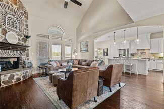 2031 Churchill Downs Ln, Roanoke, TX 76262