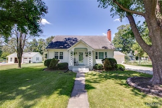 412 Cross Ave, Jerseyville, IL 62052