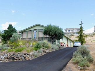 1222 Thurston St SE, Ephrata, WA 98823