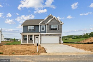 80 Whispering Oaks Dr, Staunton, VA 24401