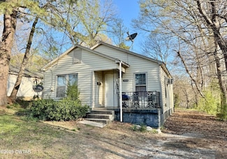 1026 Tibbs St, Dyersburg, TN 38024