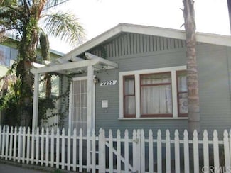 3222 E 8th St, Long Beach, CA 90804