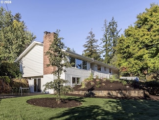 6123 SW Alfred St, Portland, OR 97219
