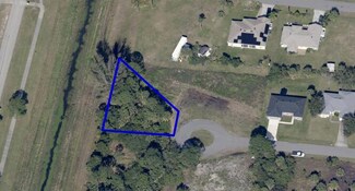 1897 Jayhawk Ct NW, Palm Bay, FL 32907