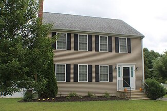 61 Wampum Dr, East Taunton, MA 02718