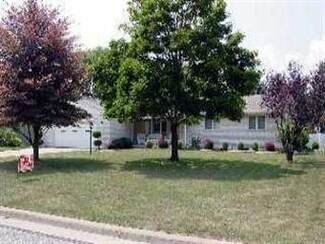 909 Olds Ln, Archbold, OH 43502
