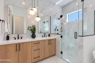 2927 E Osborn Rd, Phoenix, AZ 85016