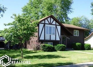 1010 4th Ave E, Albia, IA 52531