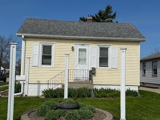 2926 23rd Ave, Kenosha, WI 53140