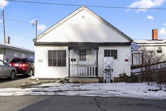 408 Saint Thomas St, Madawaska, ME 04756