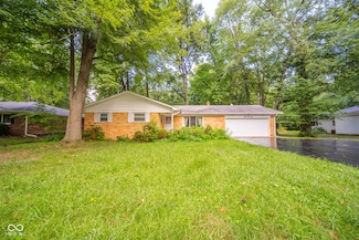 10104 Sycamore Ln, Indianapolis, IN 46239