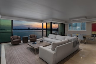 3860 Riviera Dr Unit 301, San Diego, CA 92109
