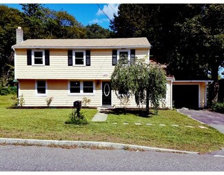 238 E High St, Avon, MA 02322