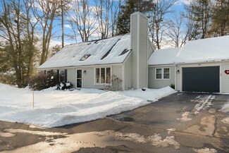 50 Willow Grove Rd, Brunswick, ME 04011